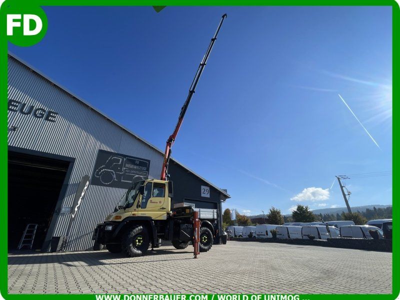 Mercedes-Benz Unimog U300 mit Palfinger Mega Kran , nur 7500 kg , 1.Hand , 1a