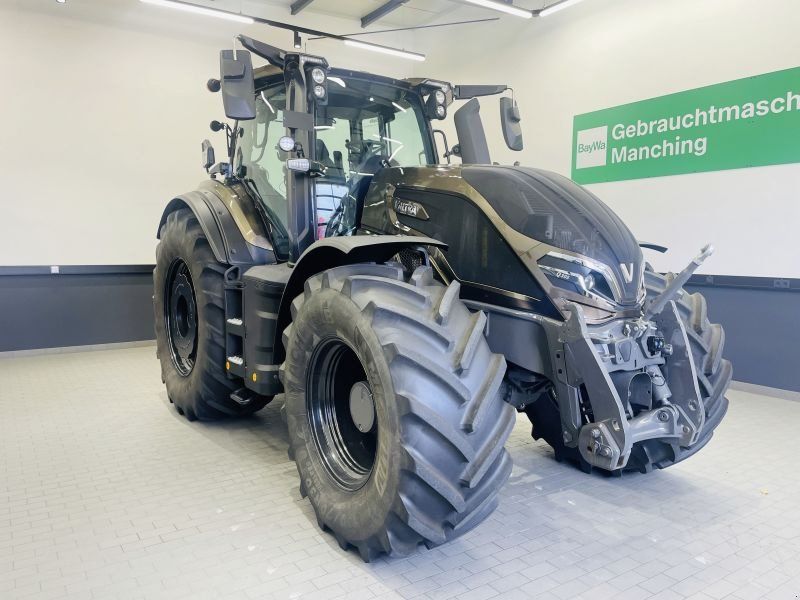 Valtra Q305
