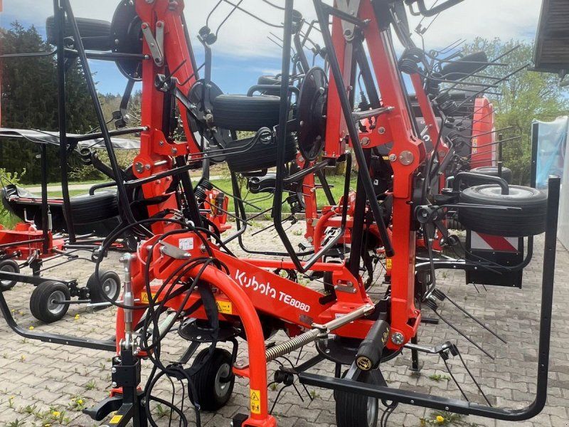 Kubota TE 8080