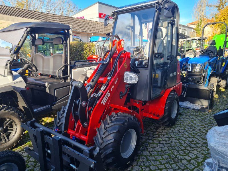 Toyo 926 Kabine Euro-Aufnahme Sommeraktion + Schaufel + Palettengabel