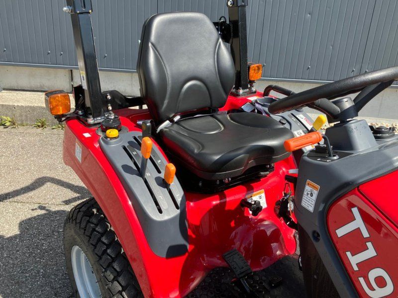 TYM T194 Rasentraktor