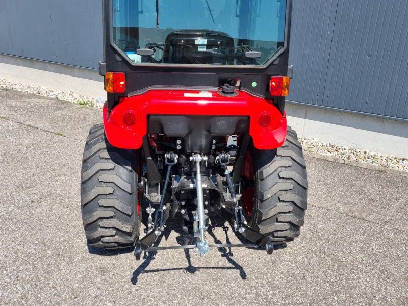 TYM T265 NH mit Fronthydraulik und Kabine