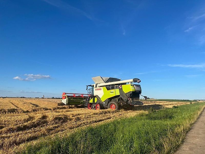 Claas Trion 660