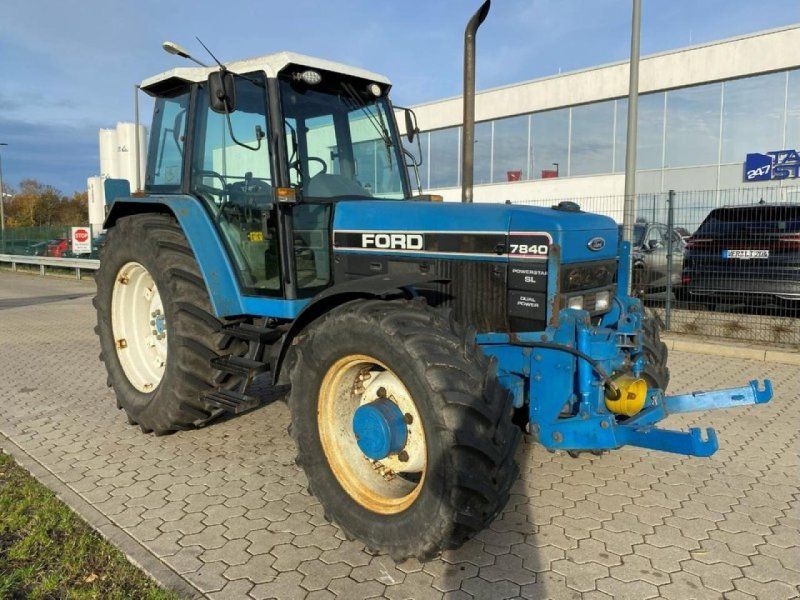 Ford 7840