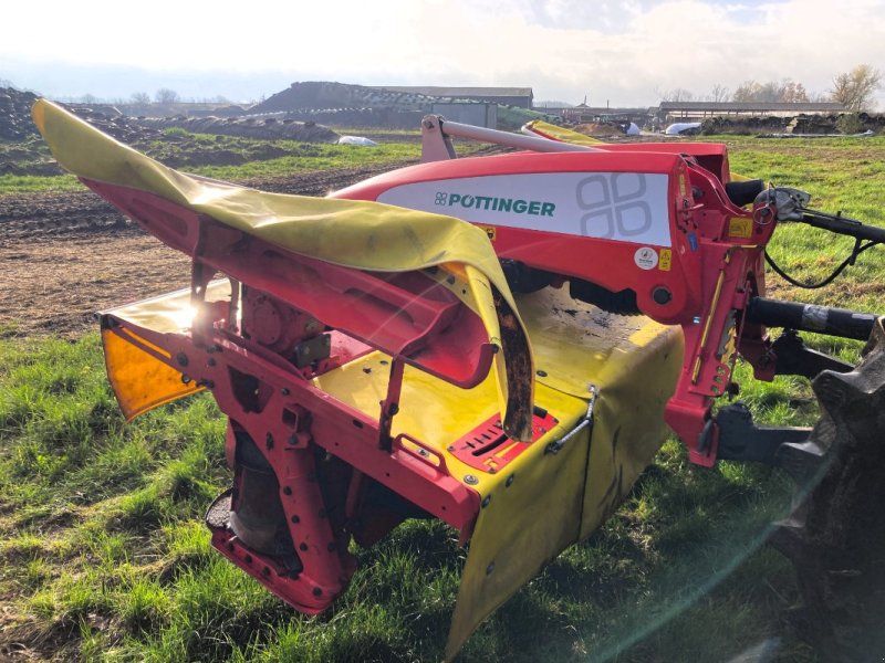Pöttinger NOVACAT 301 ALPHA MOTION PROFrontmähwerk-Bj.