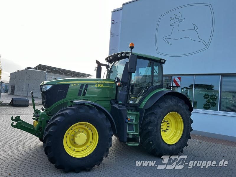 John Deere 6250R ULTIMATE CommandPro