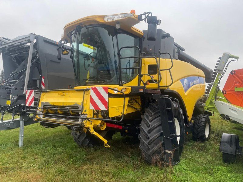 New Holland CX 8060