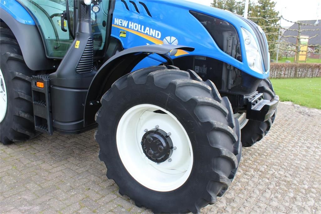 New Holland T6.155