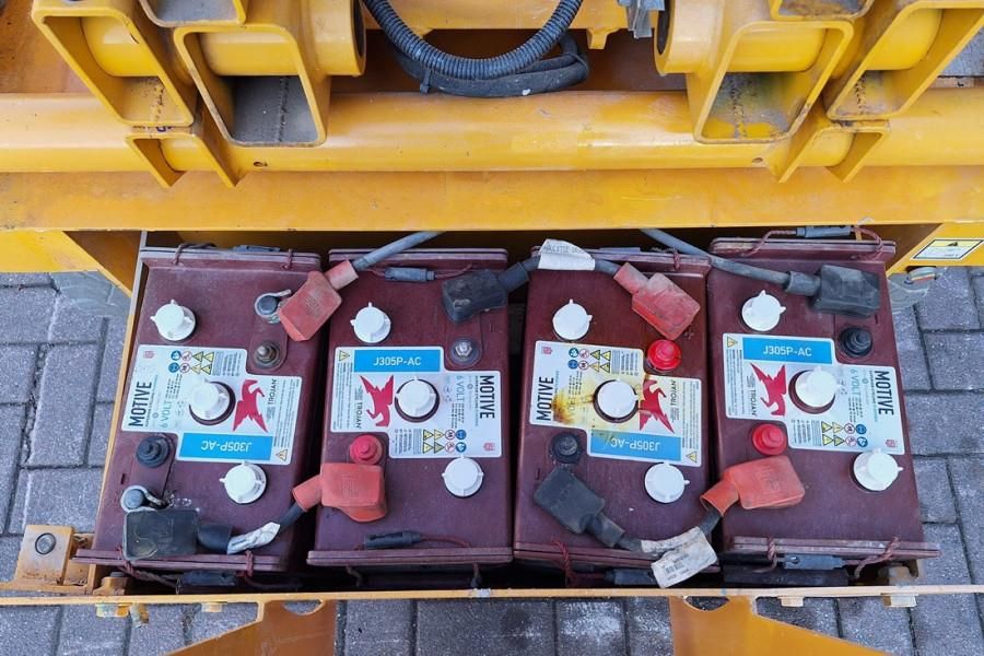 Haulotte Compact 10 Electric, 10m Working Height, 450kg Cap