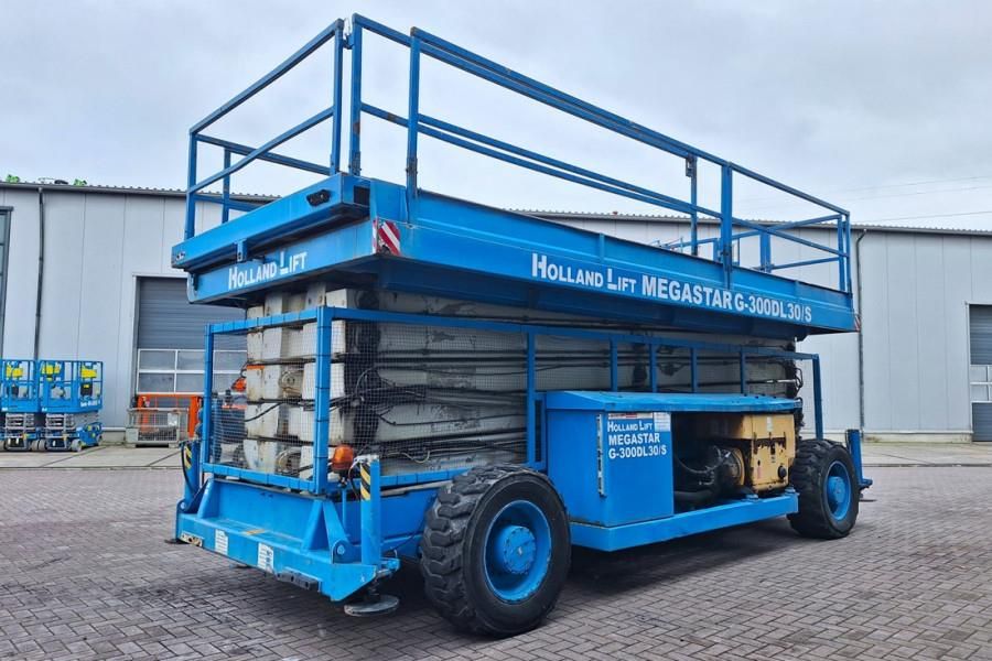 Holland Lift Megastar G-300DL30/S Diesel, 4x4x4 Drive, 33.5m Wo