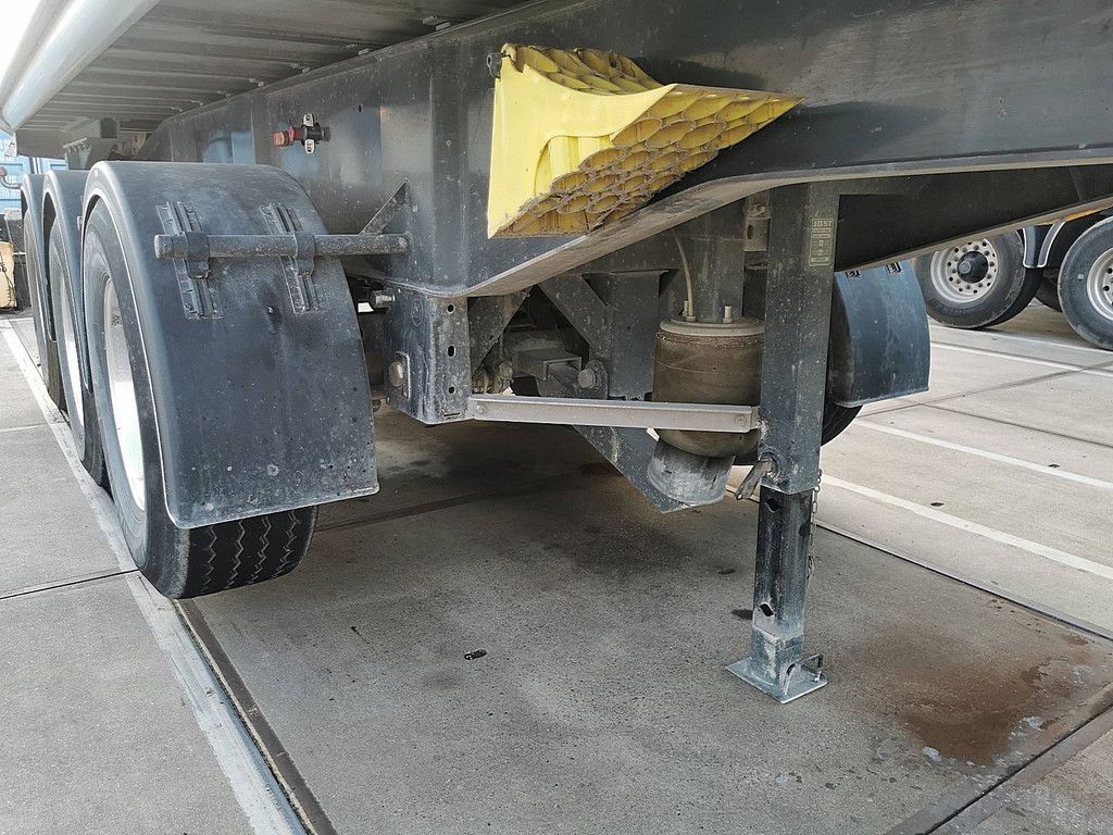 CARNEHL 26M3 THERMOMULDE isolated alcoa's