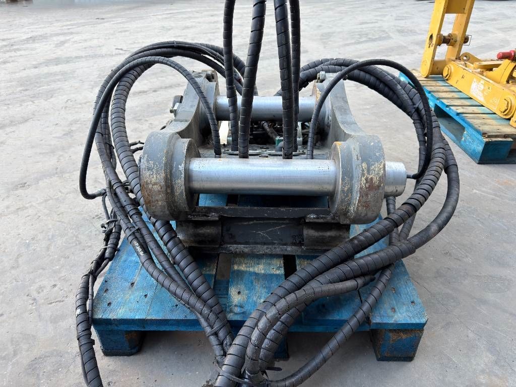 Liebherr SWA48 - 323F Likufix