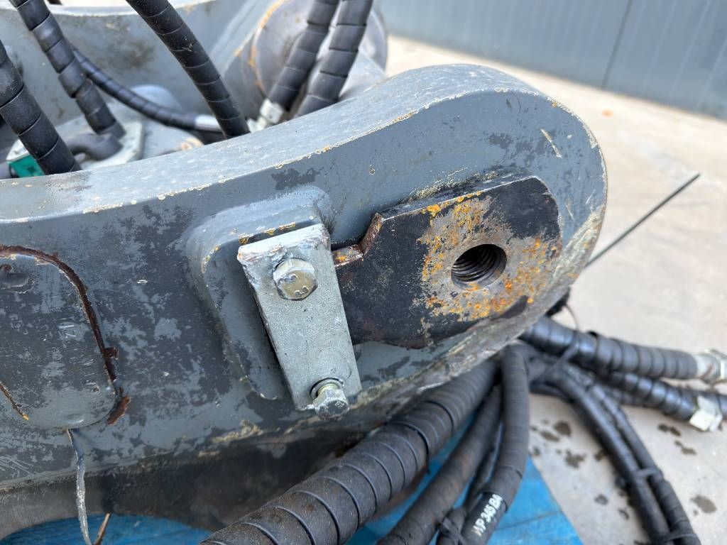 Liebherr SWA48 - 323F Likufix