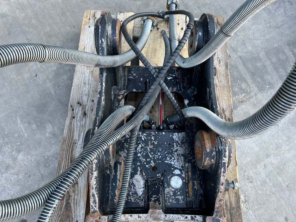 OilQuick OQ65 - M314F / M316F / M318F