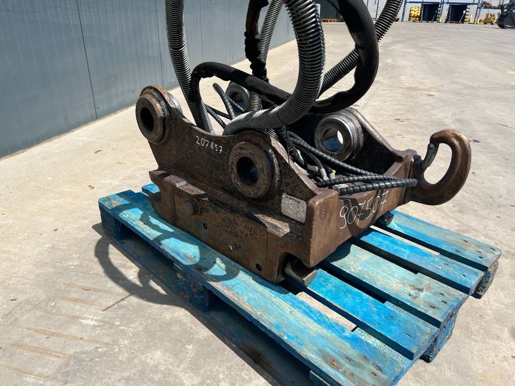 OilQuick OQ70/55 - 323E