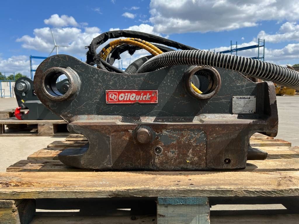 OilQuick OQ70/55 - EC210 / EC220