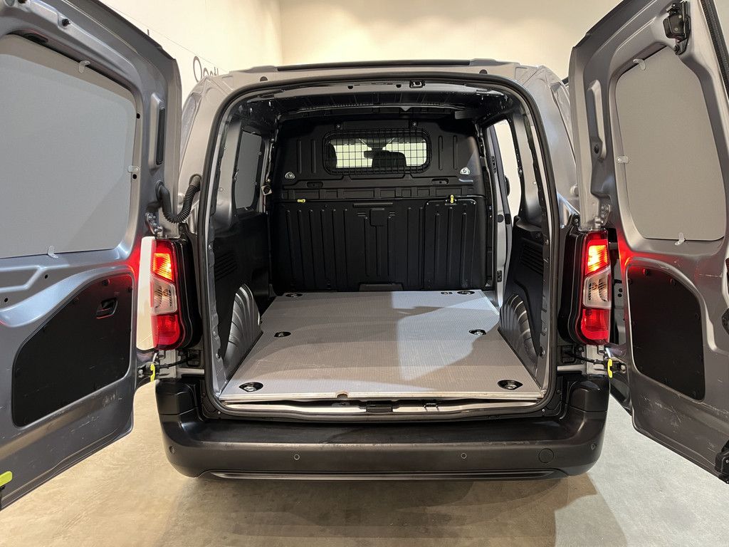 Peugeot Partner 1.5 BlueHDI 100 PK Premium / Euro 6 / Airco / Cruise Control / CarPlay / PDC / 3-Zits / 32.100 KM !!