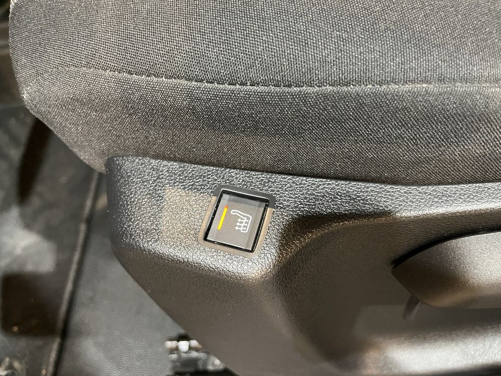 Peugeot Partner 1.5 BlueHDI 100 PK Premium / Euro 6 / Airco / Cruise Control / CarPlay / PDC / 3-Zits / 32.100 KM !!