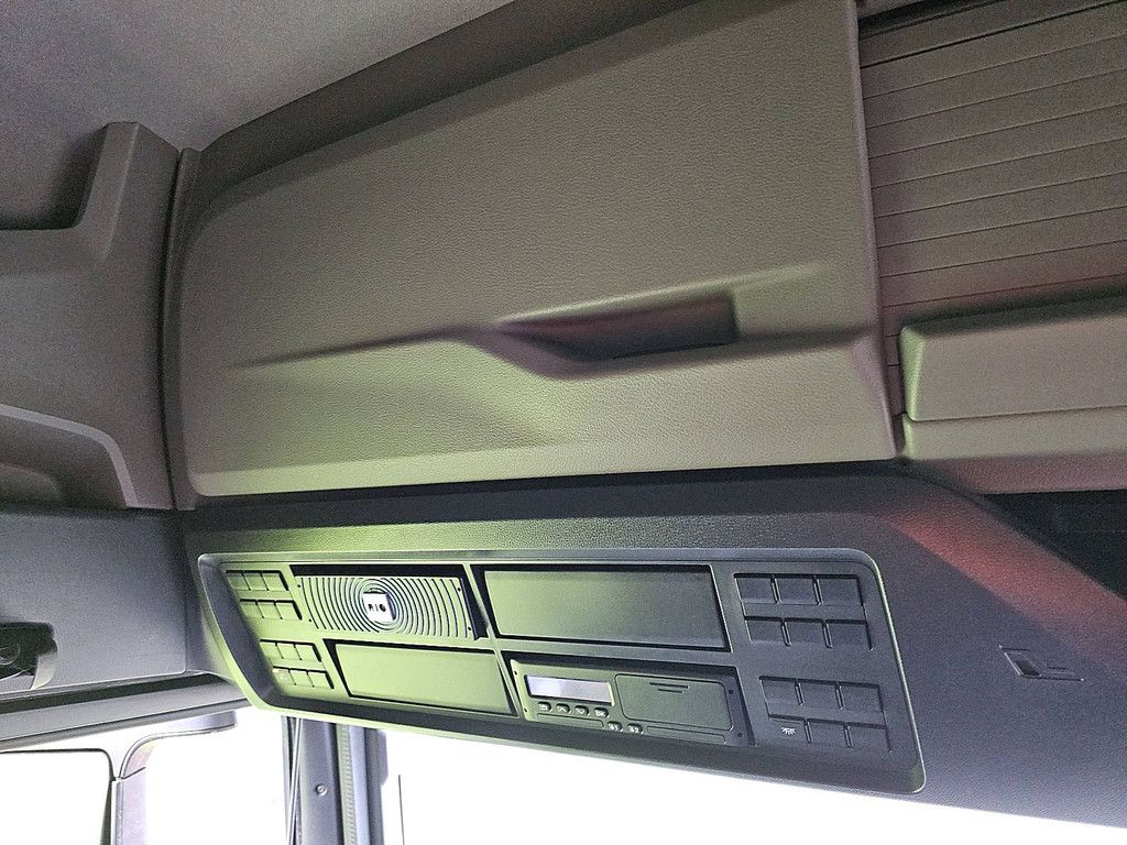 M.A.N. 26.470 TGX tg3 gm 6x2 intarder