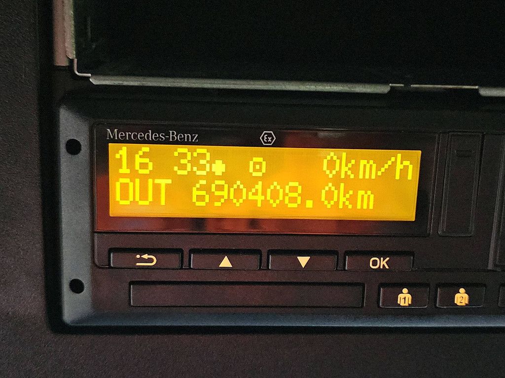 MERCEDES-BENZ ACTROS 2551