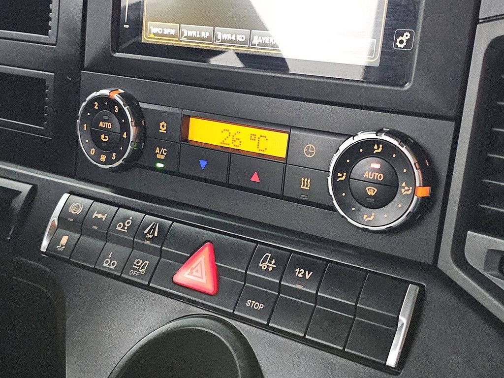 MERCEDES-BENZ ACTROS 2551