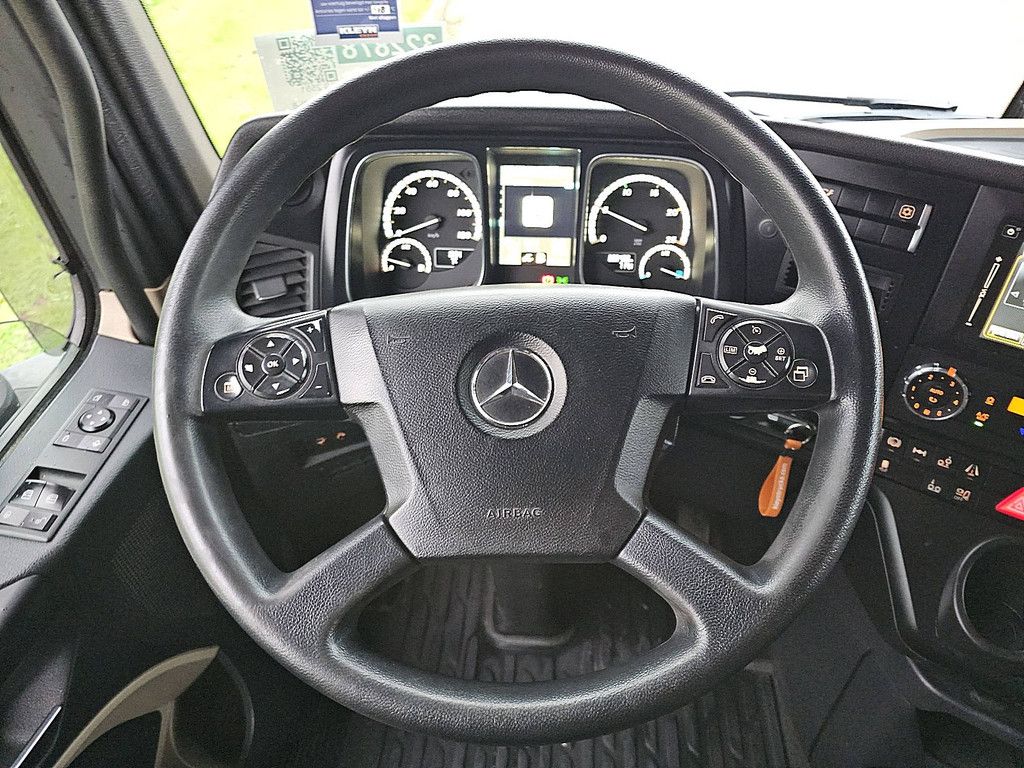 MERCEDES-BENZ ACTROS 2551