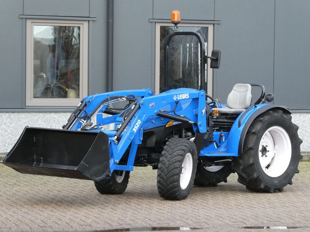New Holland TCE50 4wd / 03653 Draaiuren / Margetrekker