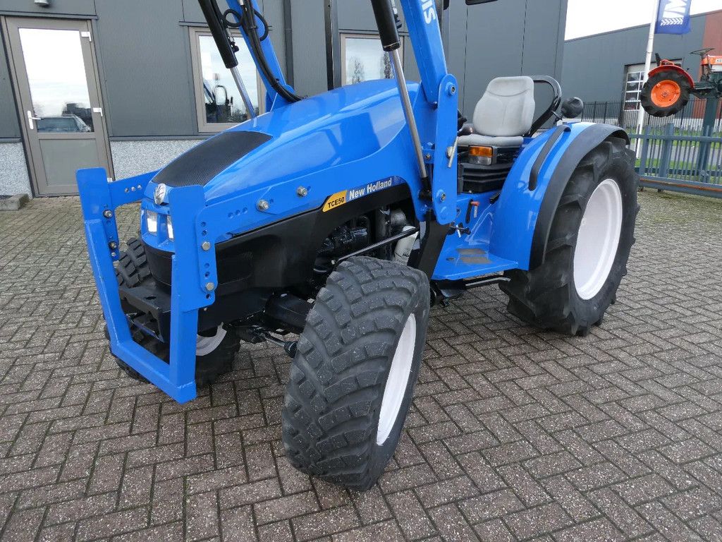New Holland TCE50 4wd / 03653 Draaiuren / Margetrekker