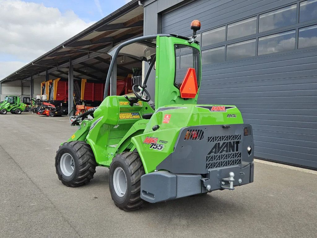 Avant 755i Rental mini-shovel