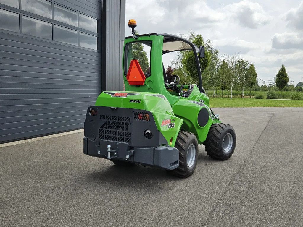 Avant 755i Rental mini-shovel