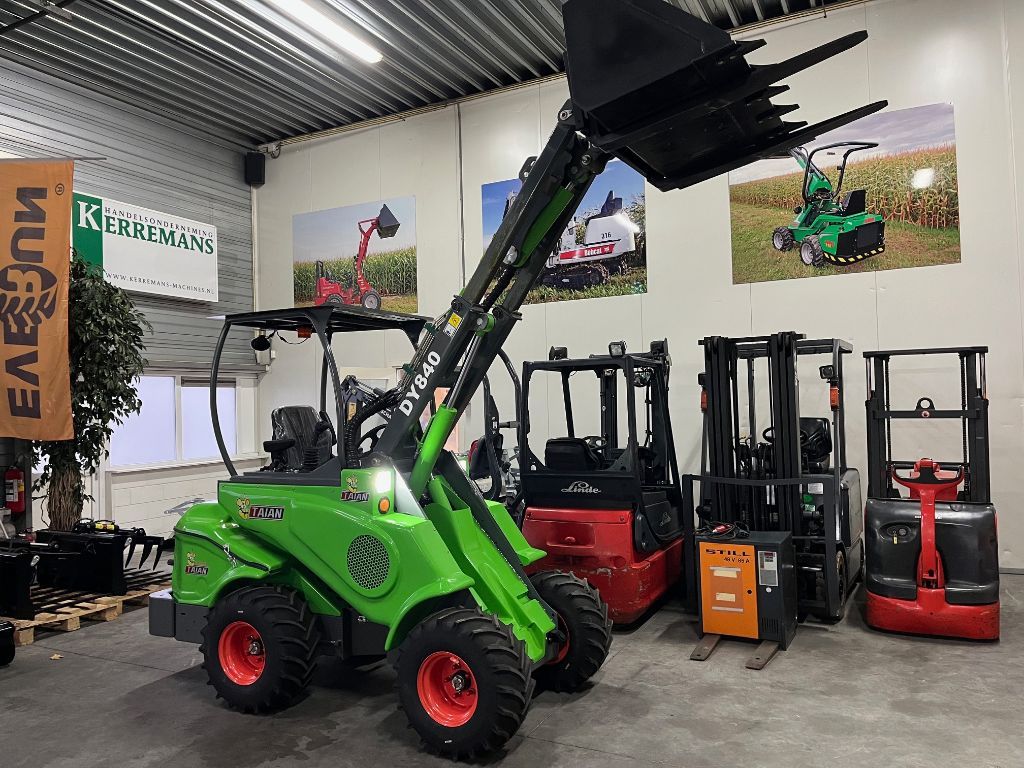 Nieuwe TAIAN DY840 (AVANT) kniklader telescooplader minishovel