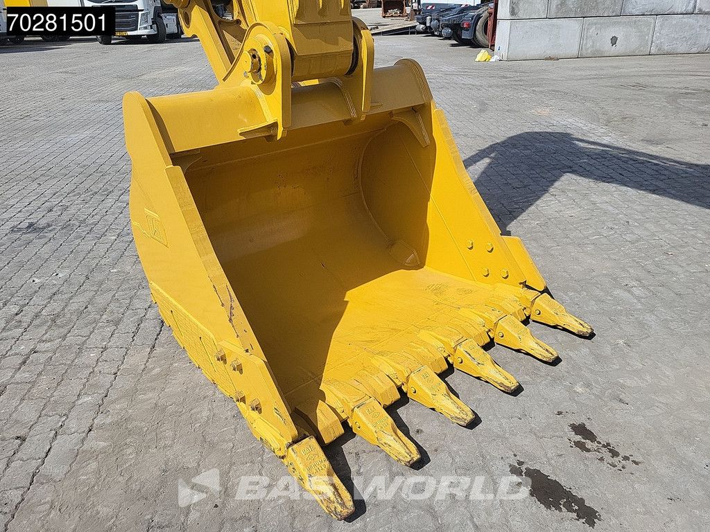 Caterpillar 323 D3