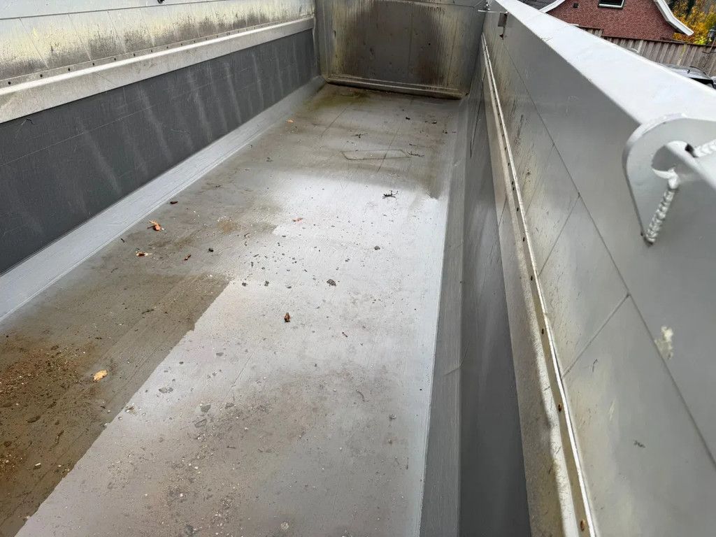 Meiller KISA3 25M3 Liftas kunstof slijtbodem Alcoa Dura Bright, Nieuwstaat