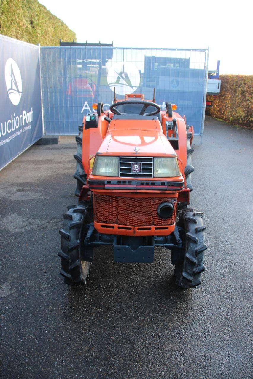 Minitractor Kubota B1-17 Bulltra Diesel met Frees (Marge)