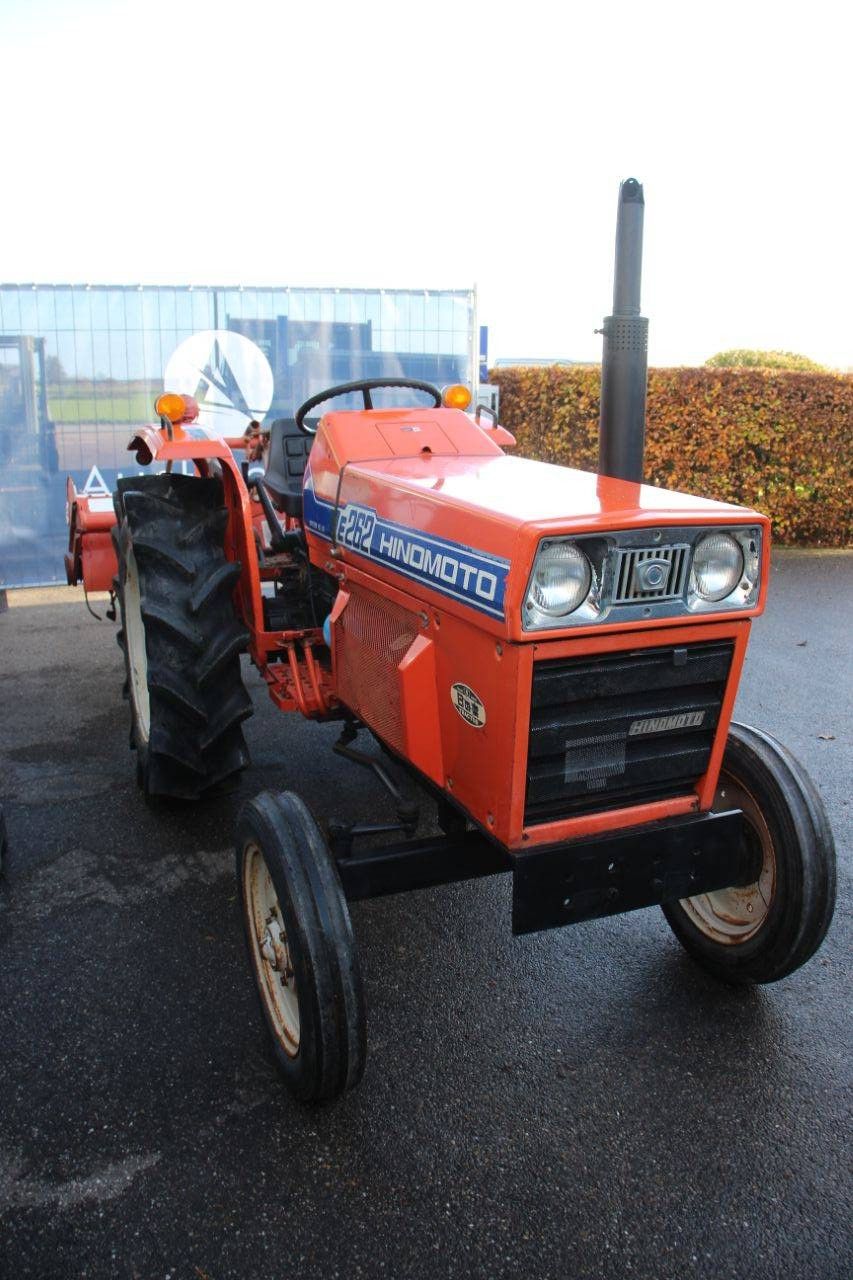 Minitractor Hinomoto E262 Diesel met Frees