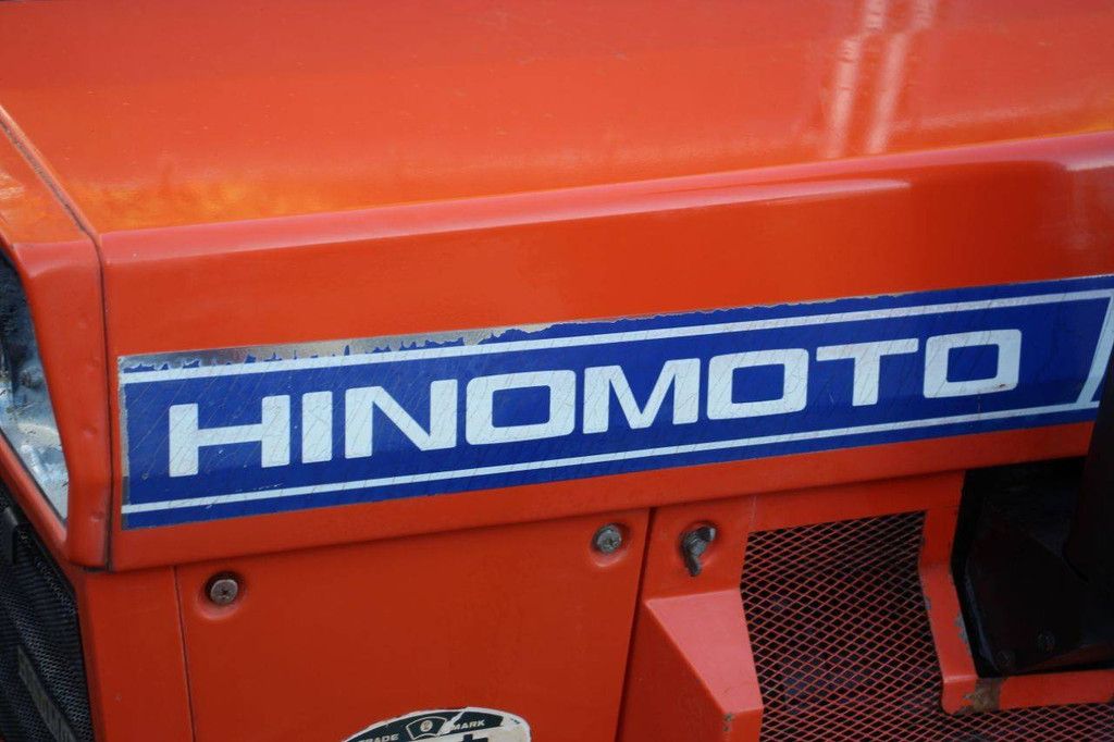 Minitractor Hinomoto E262 Diesel met Frees