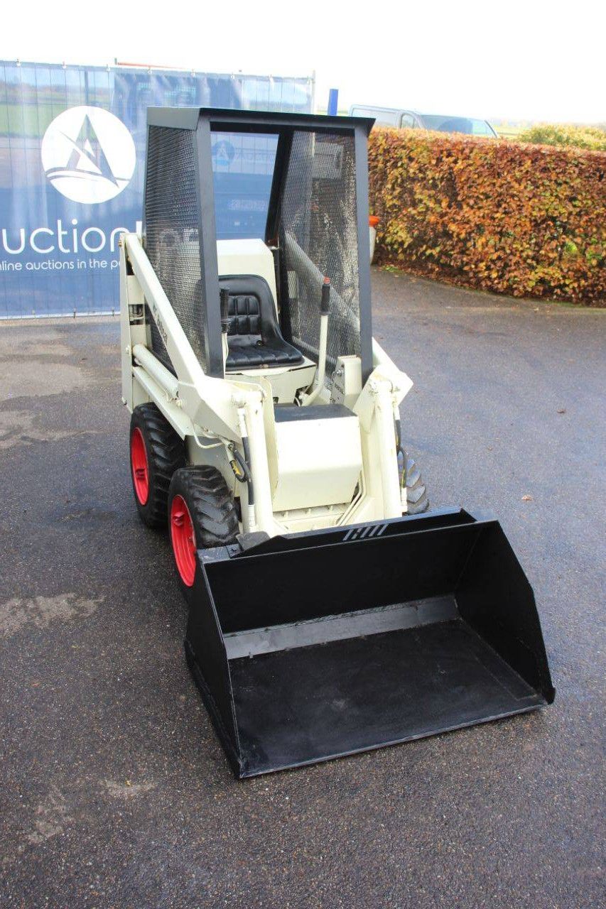 Skid steer loader Bobcat 343 Diesel 2025