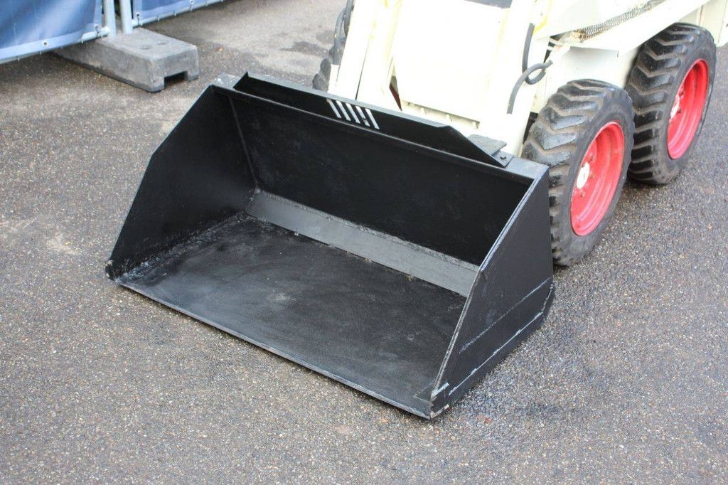Skid steer loader Bobcat 343 Diesel 2025