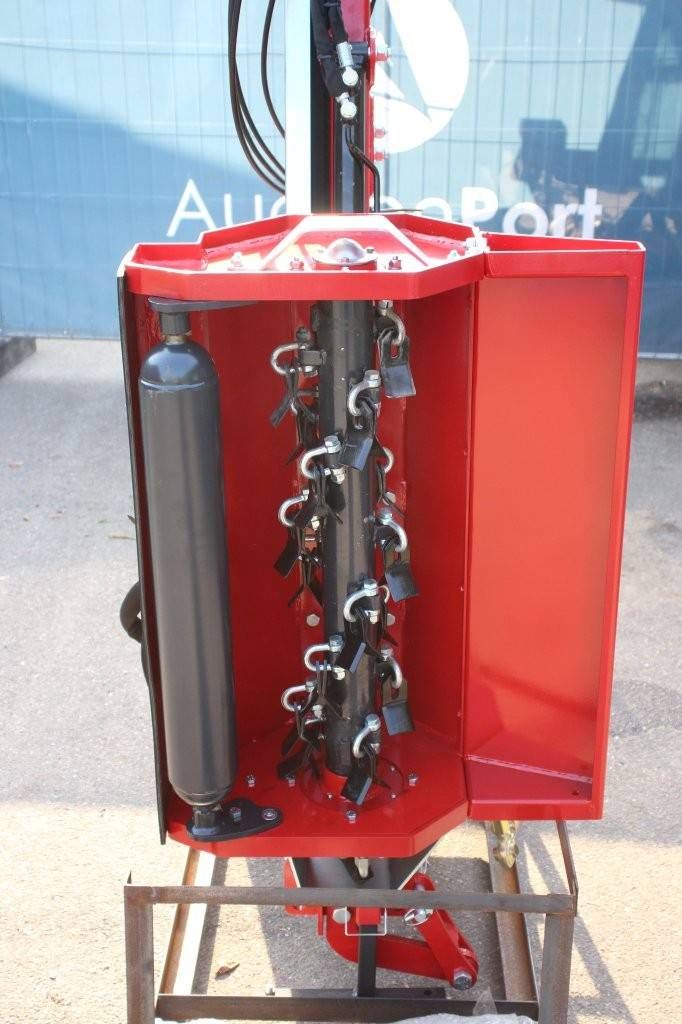 Hydraulische Armklepelmaaier AM-80 2024