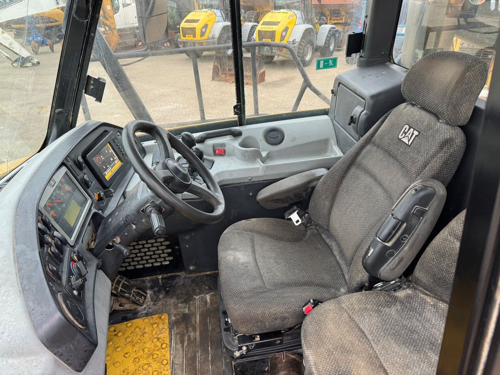 Caterpillar 735C - CAT Rebuild transmission