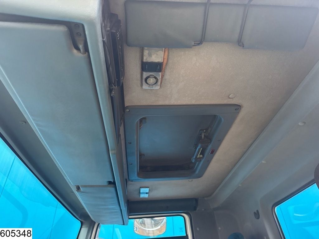 DAF CF 380 6x2, Manual, Tipper, Spreader