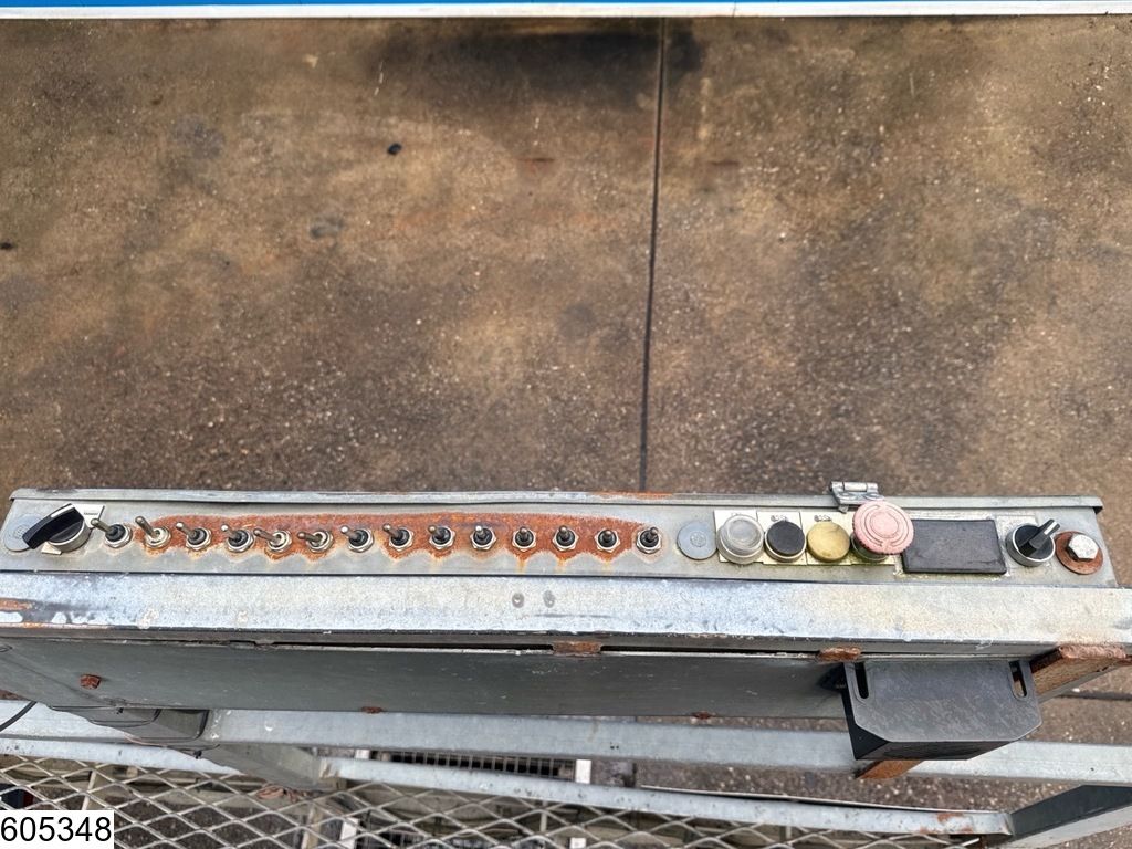 DAF CF 380 6x2, Manual, Tipper, Spreader