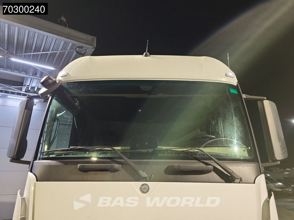 Mercedes Actros 1845 4X2 StreamSpace Euro 6