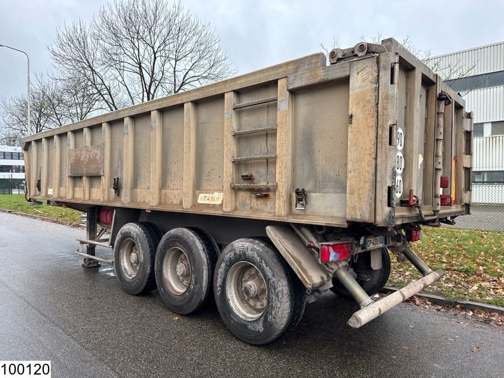 Benalu kipper 25.6 m3