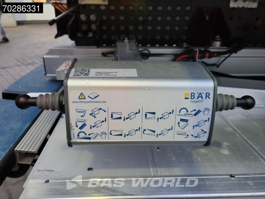 Iveco S-Way 490 6X2 2000kg Ladebordwand Lift/Steering Axle Automatic Navi ACC Euro 6