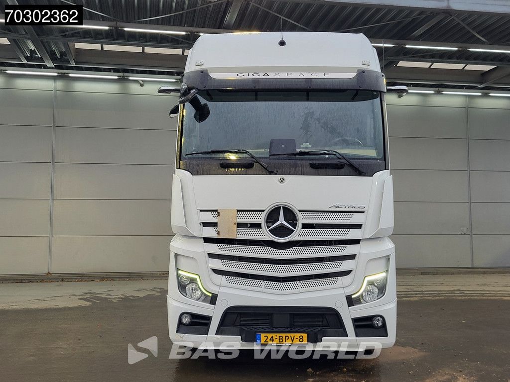 Mercedes Actros 1942 4X2 GigaSpace NL-Truck 80% Tyres