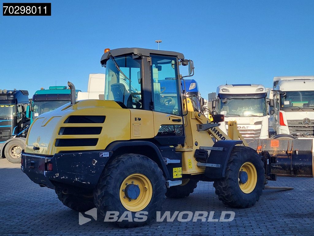 YANMAR V120 Bucket + Forks