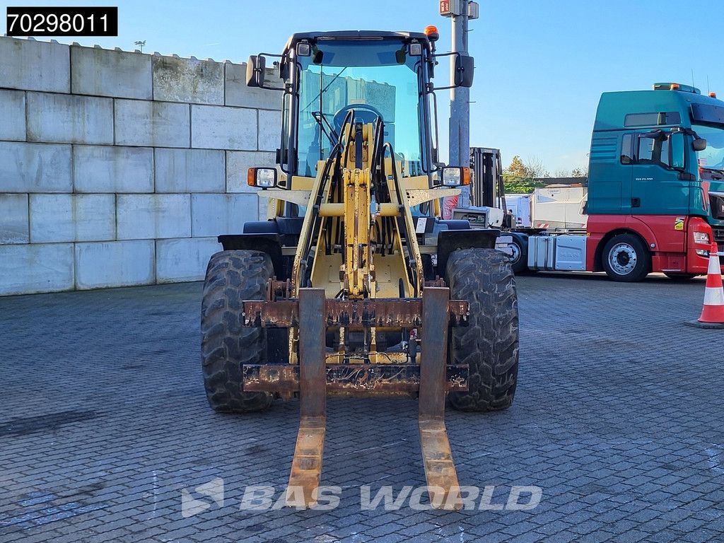YANMAR V120 Bucket + Forks