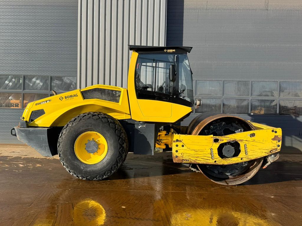 Bomag BW213D-5