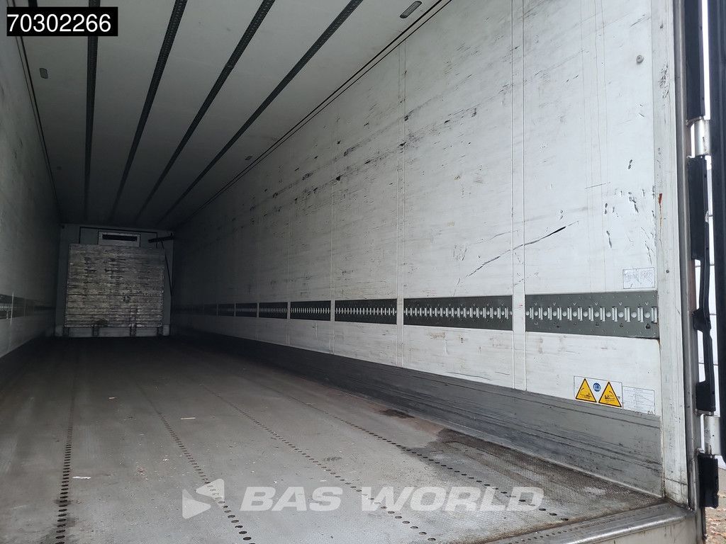 Schmitz Carrier Maxima 1300 3 Achsen Tailgate Lifting Axle